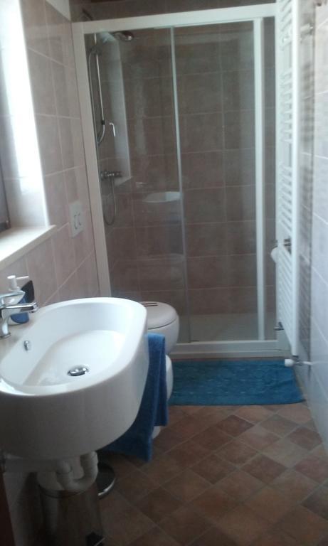 Casa Vacanze Chez Sapin Fenis Phòng bức ảnh