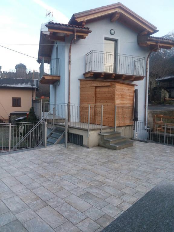 Casa Vacanze Chez Sapin Fenis Ngoại thất bức ảnh